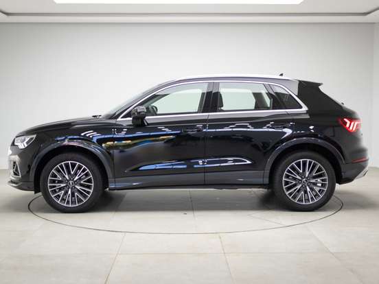 AUDI-Q3-2.0 40 TFSI GASOLINA PERFORMANCE QUATTRO TIPTRONIC AUDI-Q3-2024
