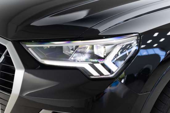 AUDI-Q3-2024