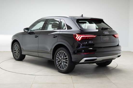 AUDI-Q3-2024