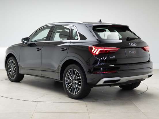 AUDI-Q3-2.0 40 TFSI GASOLINA PERFORMANCE QUATTRO TIPTRONIC AUDI-Q3-2024