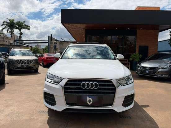 AUDI-Q3-2015