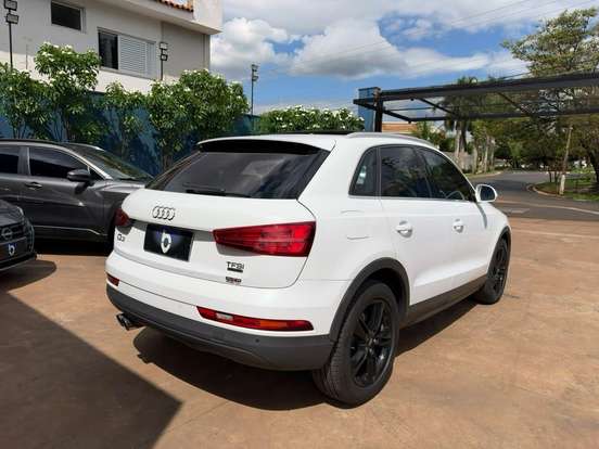 AUDI-Q3-2.0 TFSI AMBIENTE QUATTRO 4P GASOLINA S TRONIC AUDI-Q3-2015