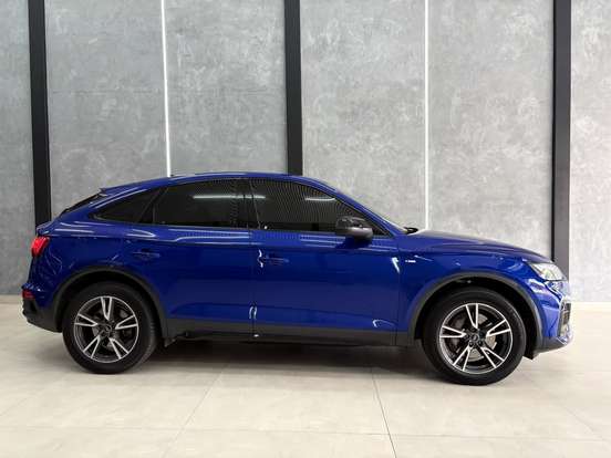 AUDI-Q5-2.0 55 TFSIE PHEV SPORTBACK PERFORMANCE BLACK QUATTRO S TRONIC AUDI-Q5-2022