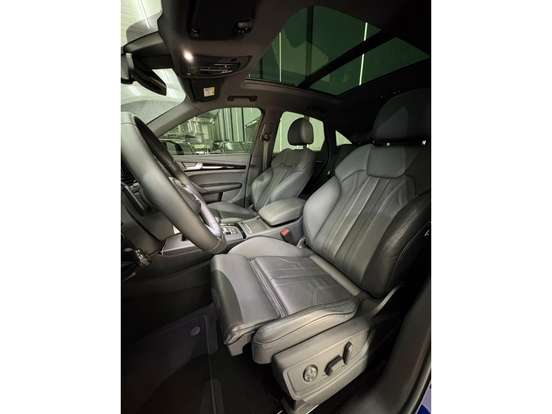 AUDI-Q5-2022