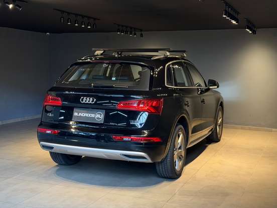 AUDI-Q5-2.0 TFSI GASOLINA AMBIENTE S TRONIC AUDI-Q5-2018