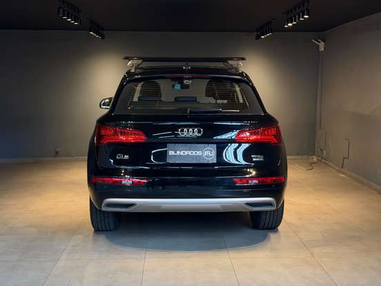 AUDI-Q5-2018