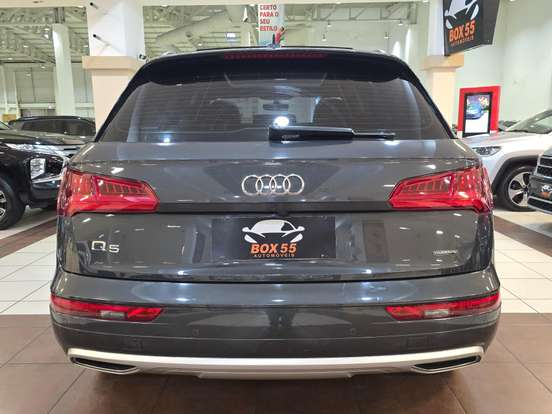 AUDI-Q5-2018
