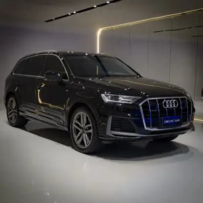 AUDI-Q7-2021