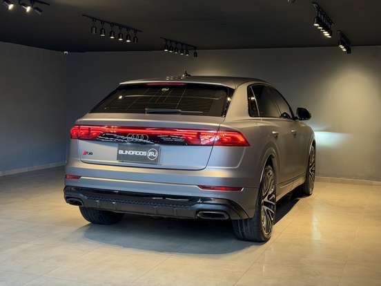 AUDI-Q8-3.0 TFSI GASOLINA PERFORMANCE BLACK QUATTRO TIPTRONIC AUDI-Q8-2024