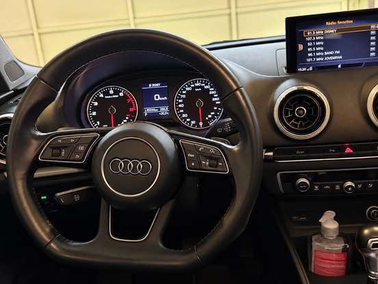 AUDI-A3-2019