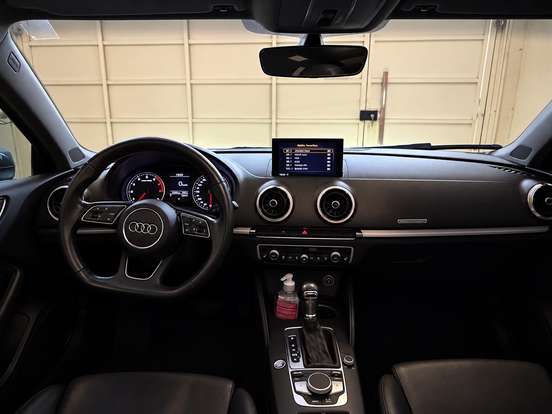 AUDI-A3-2019