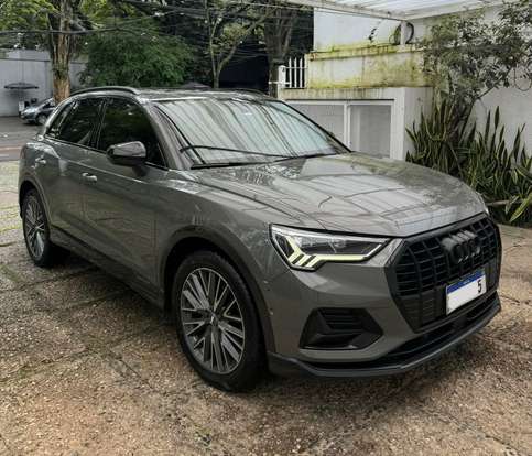 AUDI-Q3-2020