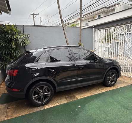 AUDI-Q3-2018
