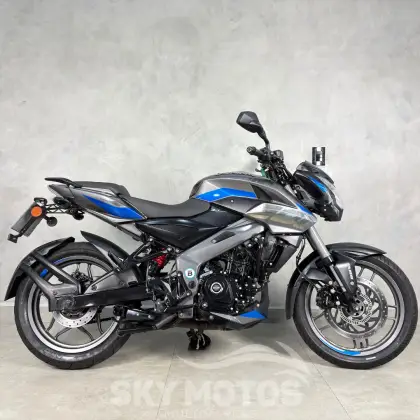 BAJAJ DOMINAR 200 