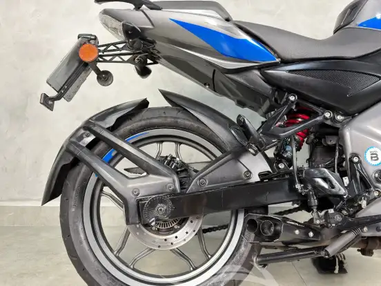 BAJAJ-DOMINAR 200 BAJAJ-DOMINAR 200-2024