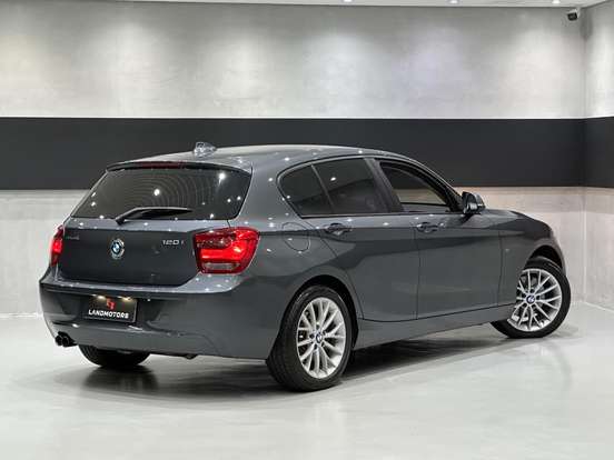 BMW-120i-2.0 16V SPORT ACTIVEFLEX 4P AUTOMÁTICO BMW-120i-2015