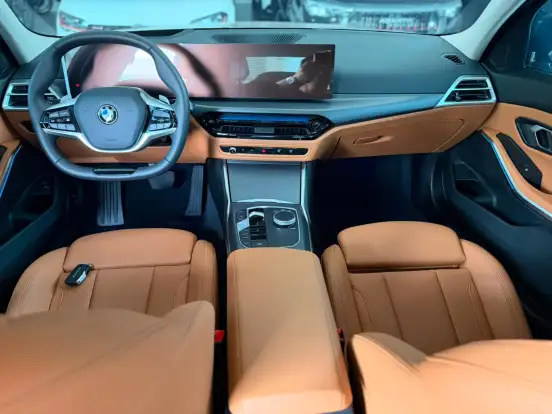 BMW-320i-2.0 16V TURBO FLEX SPORT GP AUTOMÁTICO BMW-320i-2025