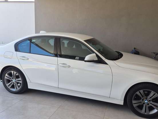 BMW-320i-2.0 SPORT 16V TURBO ACTIVE FLEX 4P AUTOMÁTICO BMW-320i-2018
