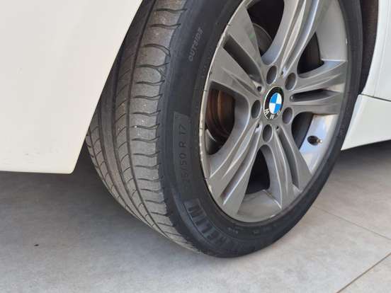 BMW-320i-2.0 SPORT 16V TURBO ACTIVE FLEX 4P AUTOMÁTICO BMW-320i-2018