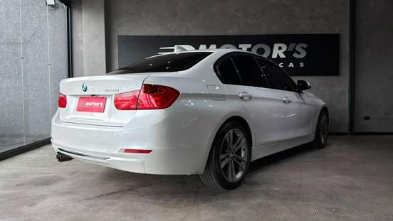 BMW-328i-2013