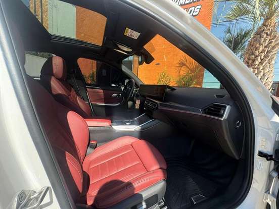 BMW-330e-2023