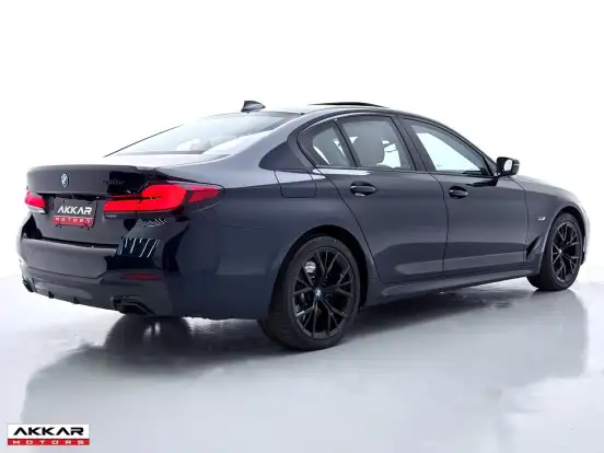 BMW-530e-2.0 16V TWINPOWER HÍBRIDO M SPORT AUTOMÁTICO BMW-530e-2021
