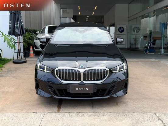 BMW-530e-2.0 TWINPOWER PHEV M SPORT AUTOMÁTICO BMW-530e-2024