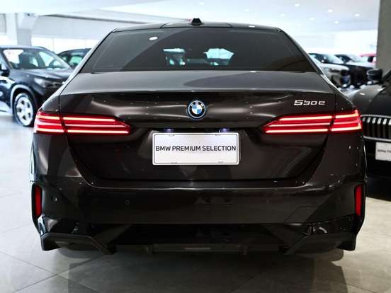 BMW-530e-2.0 TWINPOWER PHEV M SPORT AUTOMÁTICO BMW-530e-2025