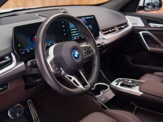 BMW-iX1-ELÉTRICO XDRIVE30 M SPORT BMW-iX1-2023