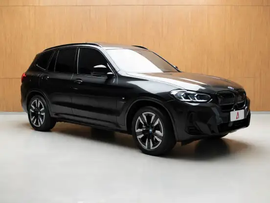 BMW-iX3-ELÉTRICO M SPORT BMW-iX3-2024
