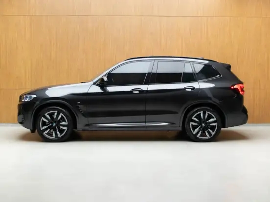 BMW-iX3-ELÉTRICO M SPORT BMW-iX3-2024