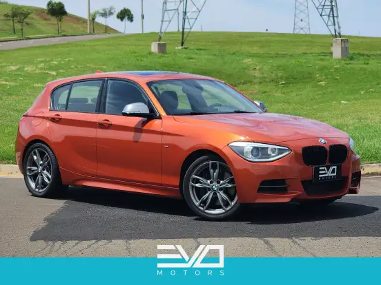 BMW-M 135i-3.0 24V TURBO GASOLINA 4P AUTOMÁTICO BMW-M 135i-2014