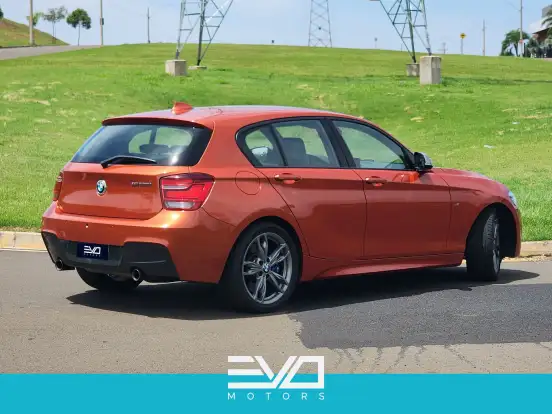 BMW-M 135i-3.0 24V TURBO GASOLINA 4P AUTOMÁTICO BMW-M 135i-2014