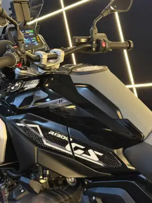 BMW-R 1300 GS TRIPLE BLACK-2025