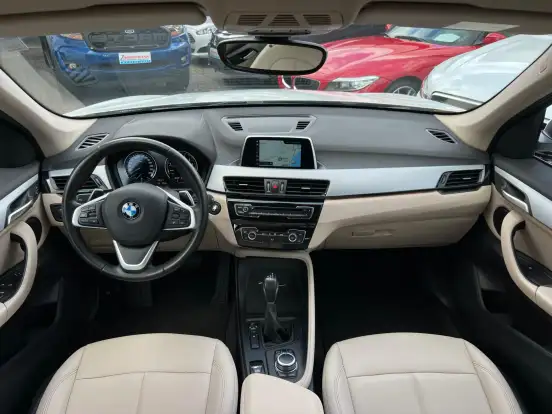 BMW-X1-2.0 16V TURBO ACTIVEFLEX SDRIVE20I 4P AUTOMÁTICO BMW-X1-2019