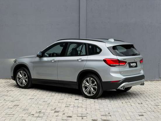 BMW-X1-2.0 16V TURBO ACTIVEFLEX SDRIVE20I GP 4P AUTOMÁTICO BMW-X1-2020