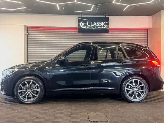 BMW-X1-2022