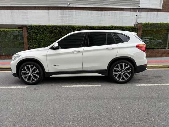 BMW-X1-2.0 16V TURBO ACTIVEFLEX XDRIVE25I SPORT 4P AUTOMÁTICO BMW-X1-2016