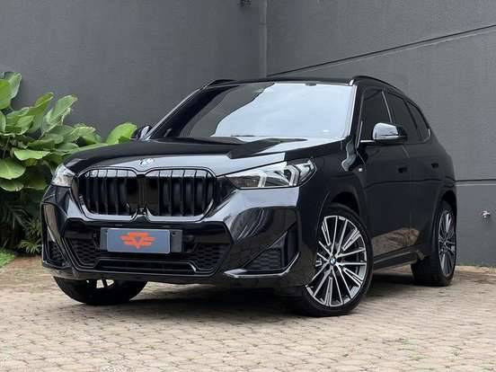 BMW-X1-2023