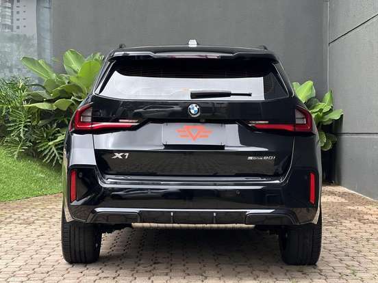BMW-X1-2023