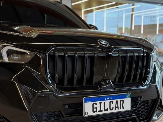 BMW-X1-2024