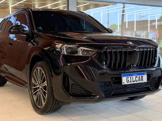 BMW-X1-2024