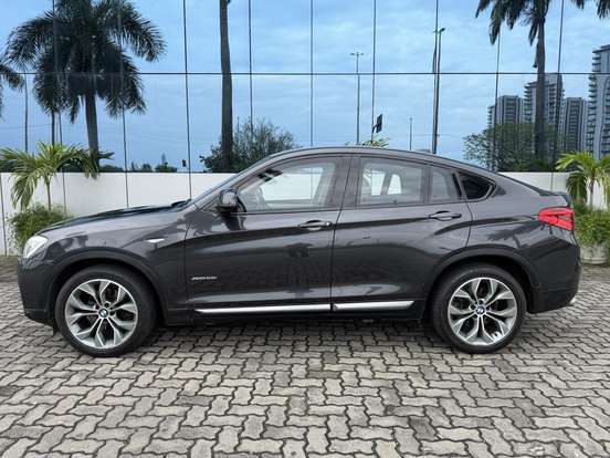 BMW-X4-2.0 28I X LINE 4X4 16V TURBO GASOLINA 4P AUTOMÁTICO BMW-X4-2018