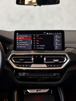 BMW-X4-2023