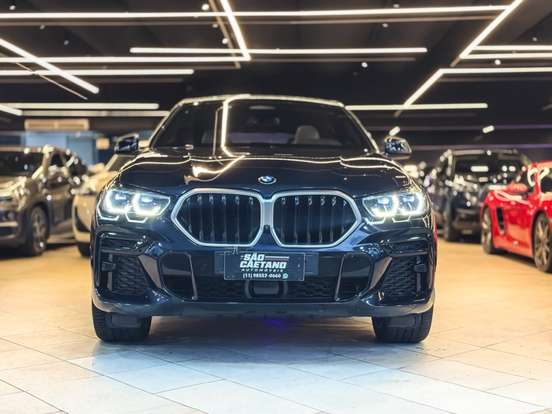 BMW-X6-2022