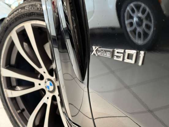 BMW-X6-4.4 50I 4X4 COUPÉ 8 CILINDROS 32V BI-TURBO GASOLINA 4P AUTOMÁTICO BMW-X6-2015