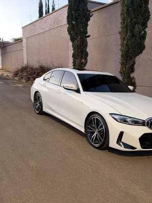 BMW-320i-2024