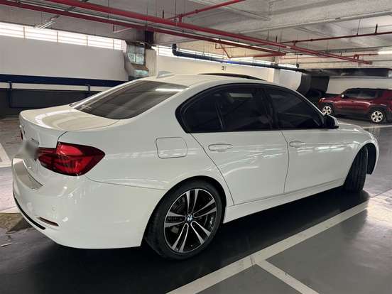 BMW-320i-2.0 SPORT GP 16V TURBO ACTIVE FLEX 4P AUTOMÁTICO BMW-320i-2018