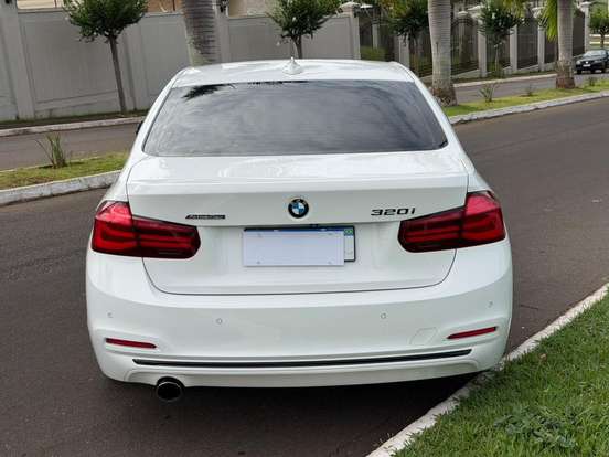 BMW-320i-2.0 SPORT GP 16V TURBO ACTIVE FLEX 4P AUTOMÁTICO BMW-320i-2017
