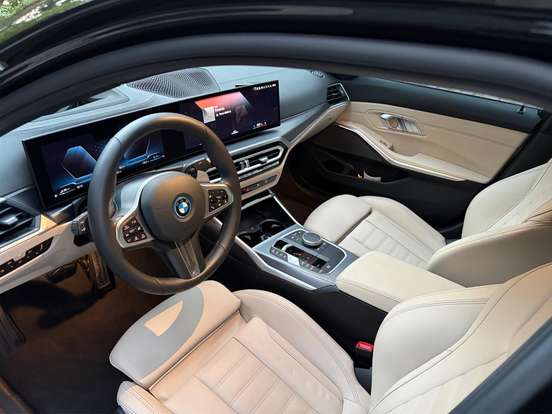 BMW-330e-2.0 16V TURBO HÍBRIDO M SPORT AUTOMÁTICO BMW-330e-2024